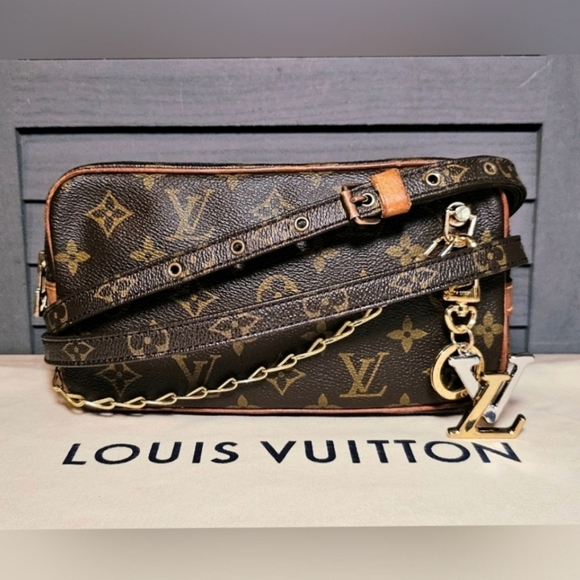 Authentic LOUIS VUITTON Monogram Pochette Marly Bandouliere Crossbody - Picture 1 of 11